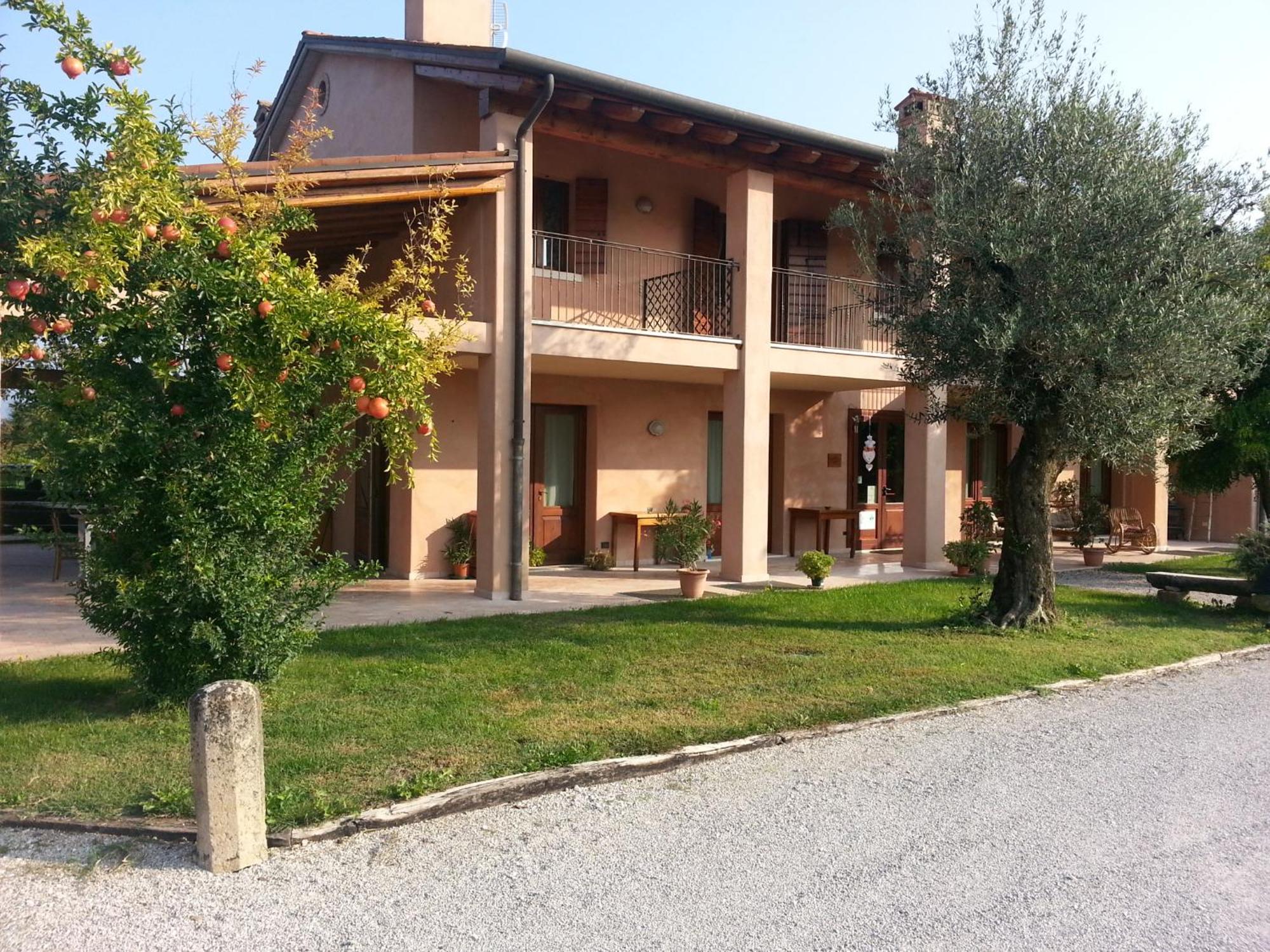 Agriturismo Morgan مونتيبلونا المظهر الخارجي الصورة