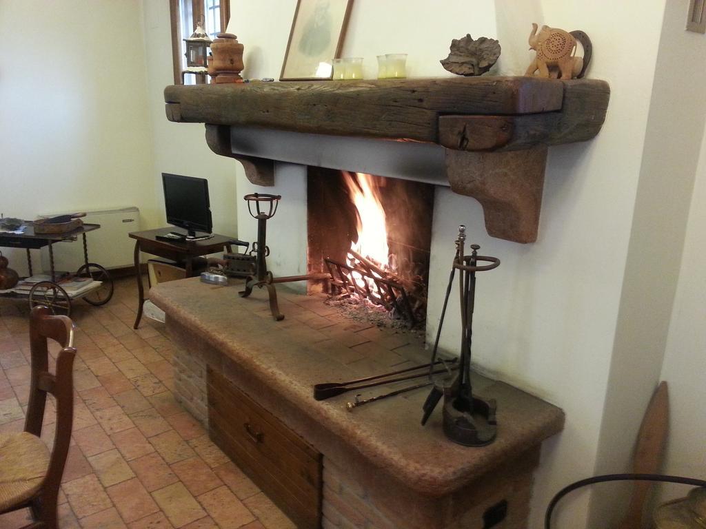 Agriturismo Morgan مونتيبلونا المظهر الخارجي الصورة