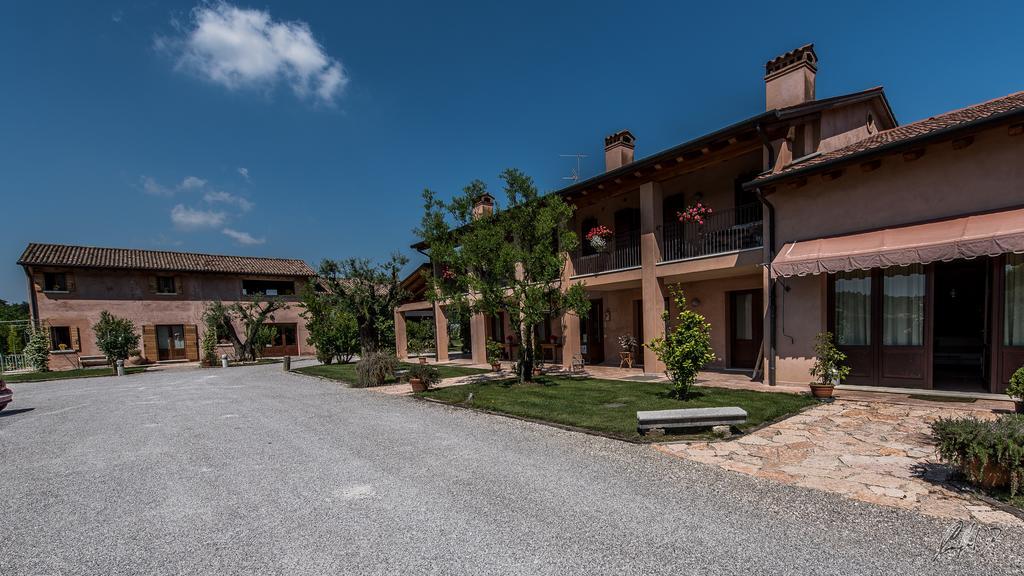 Agriturismo Morgan مونتيبلونا المظهر الخارجي الصورة