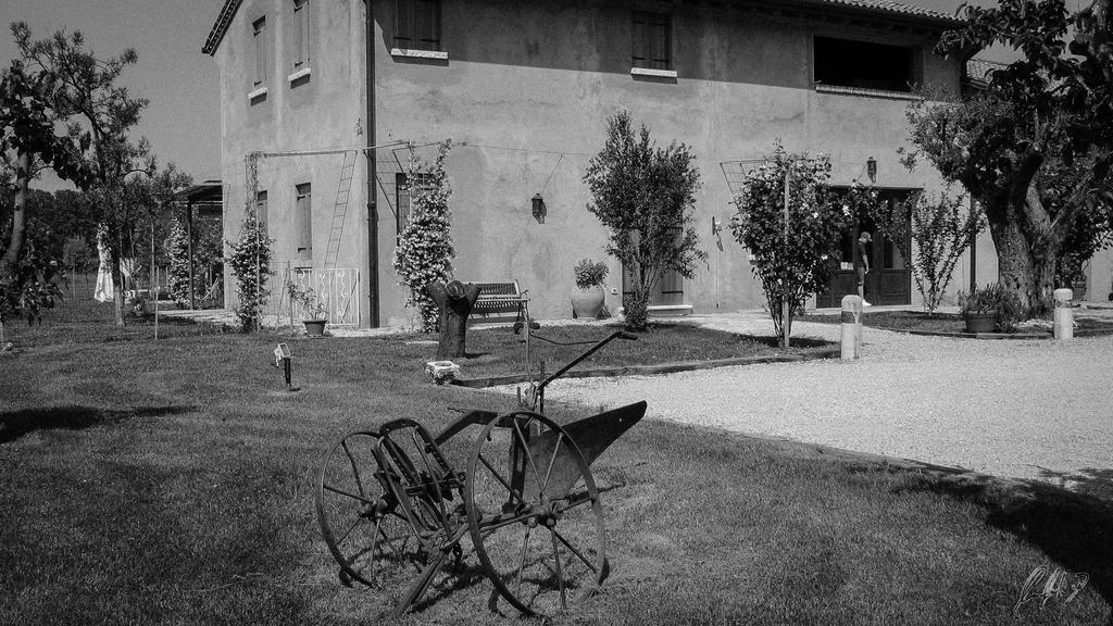 Agriturismo Morgan مونتيبلونا المظهر الخارجي الصورة